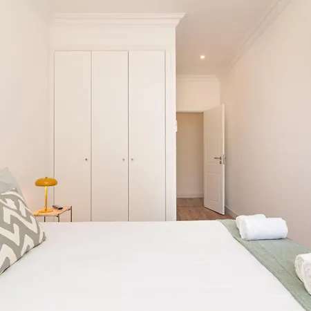 Guestready - Priorado - Yellow *